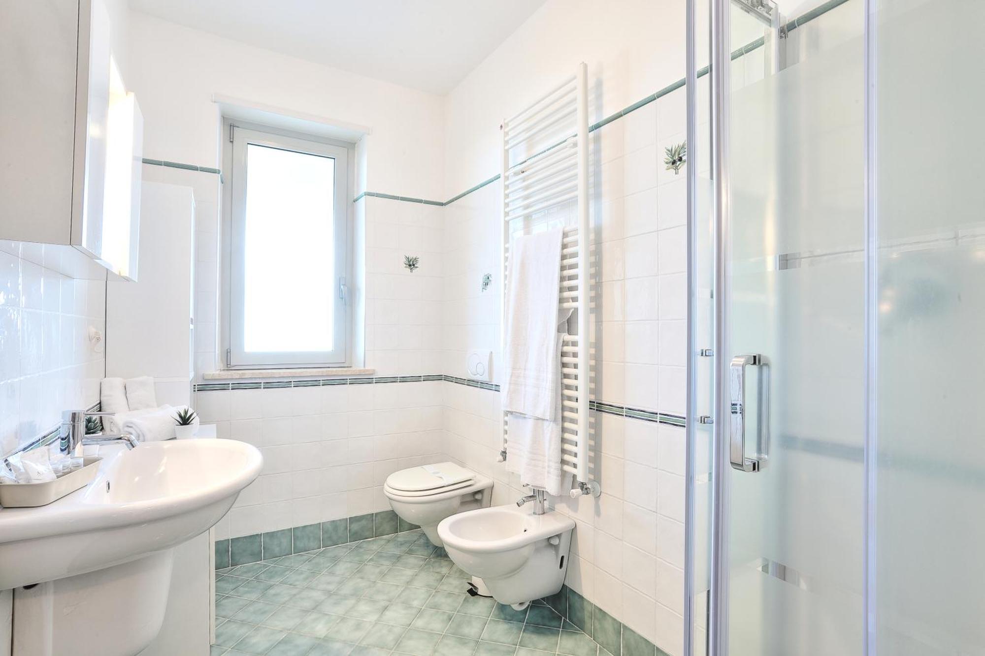 Mazzarosa Residence Roseto Degli Abruzzi Ngoại thất bức ảnh